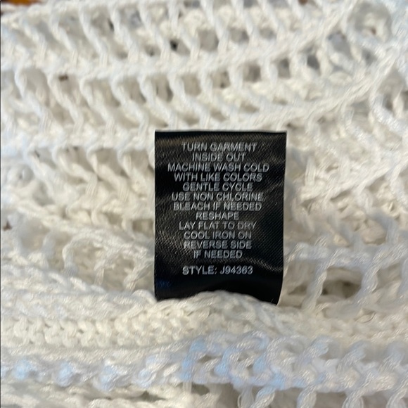 White Crew Neck Sweater with Open-Weave Design - Picture 6 of 6